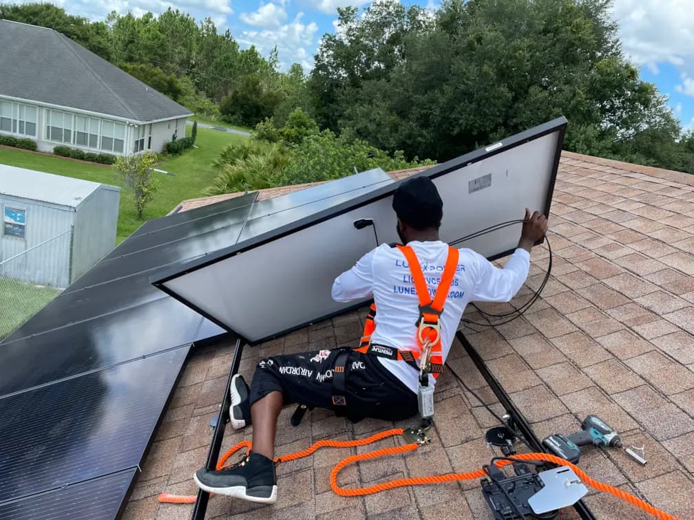 Cover Image for Why Choosing a Local Solar Company Like Lunex Power Can Be the Smartest Decision You Make